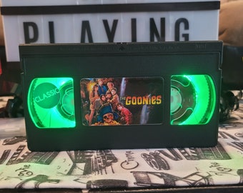 VHS Das Goonies Licht