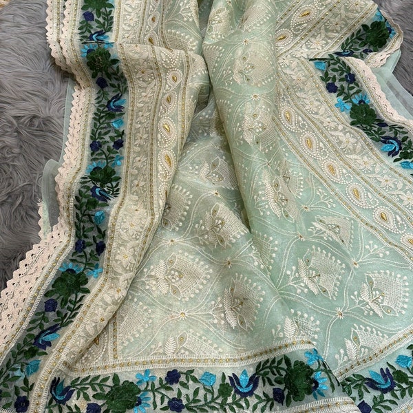 Nouveau sari brodé en organza de créateur avec fil chikankari et bordure de broderie florale