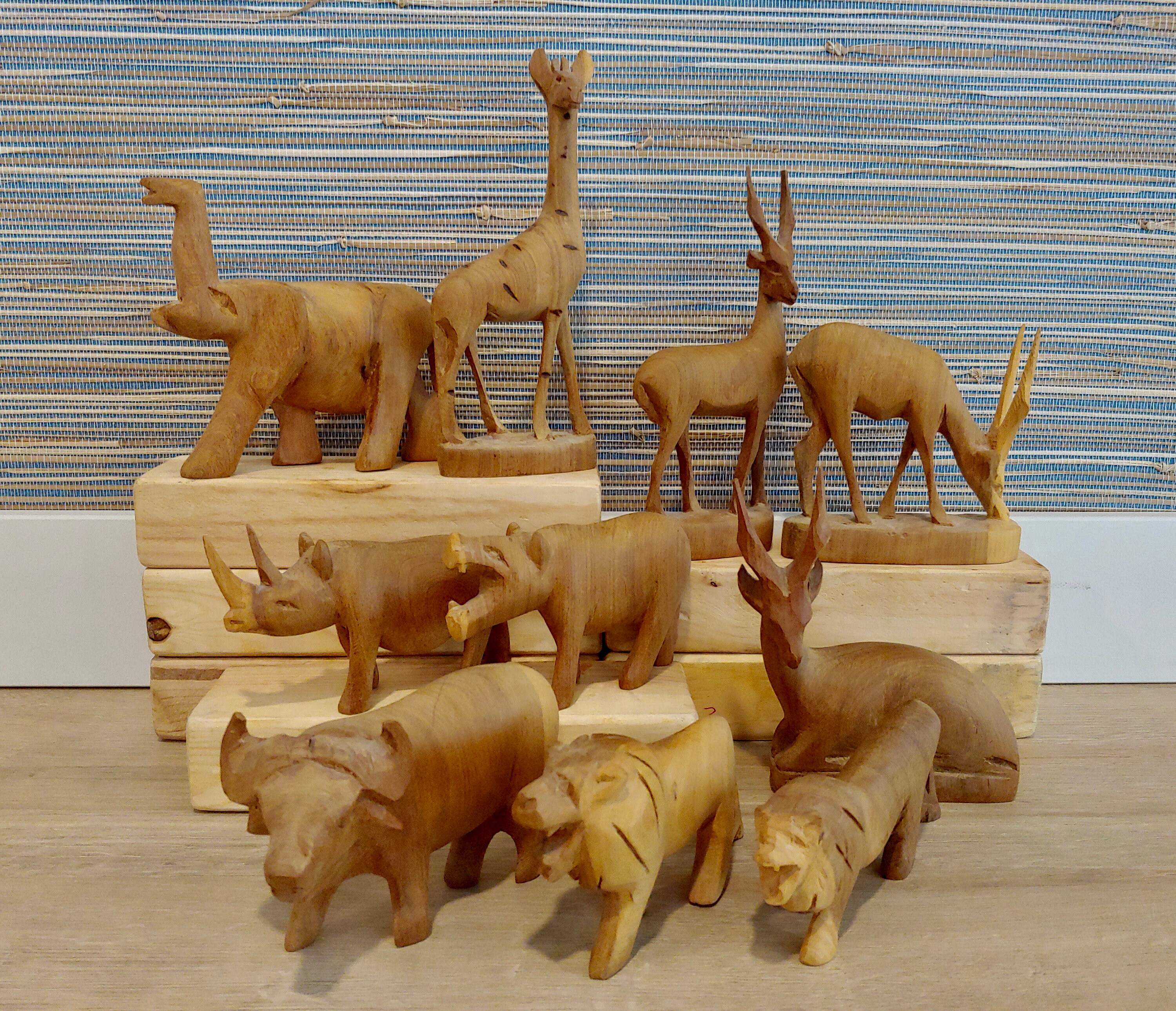 Wood Carved Animals - Etsy Wood Carved Animals - Etsy