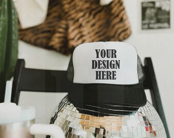 Otto Foam Trucker Hat Mockup Blanco y Negro - Spring summer Mockup - Estilo de vida Trucker Hat Mockup - Trendy y2k Aesthetic Mock - Moody Mock