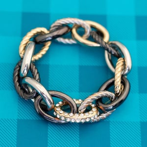 Vintage Gold & Silver Tone Large Oval Links Bracelet 6 inch - Z20