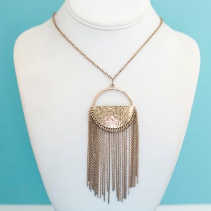 Vintage Chunky Circle Pendant Tassel Necklace 30 Inch - Z20