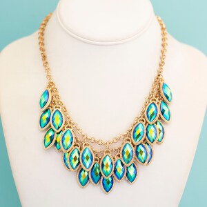 Vintage Abstract Iridescent Faux Gems Gold Tone Bib Necklace 18 inch - Z11