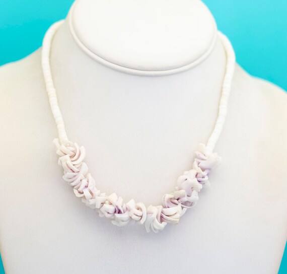 16 inch, Vintage Curly White Shells Choker Neckla… - image 1