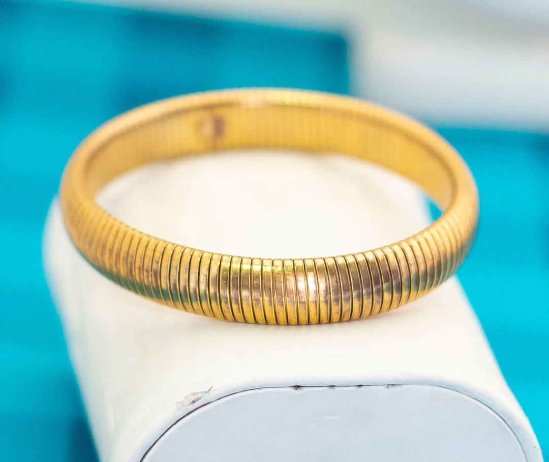 Vintage Gold Tone Elegant Victorian Flexible Bangle 7 Inch