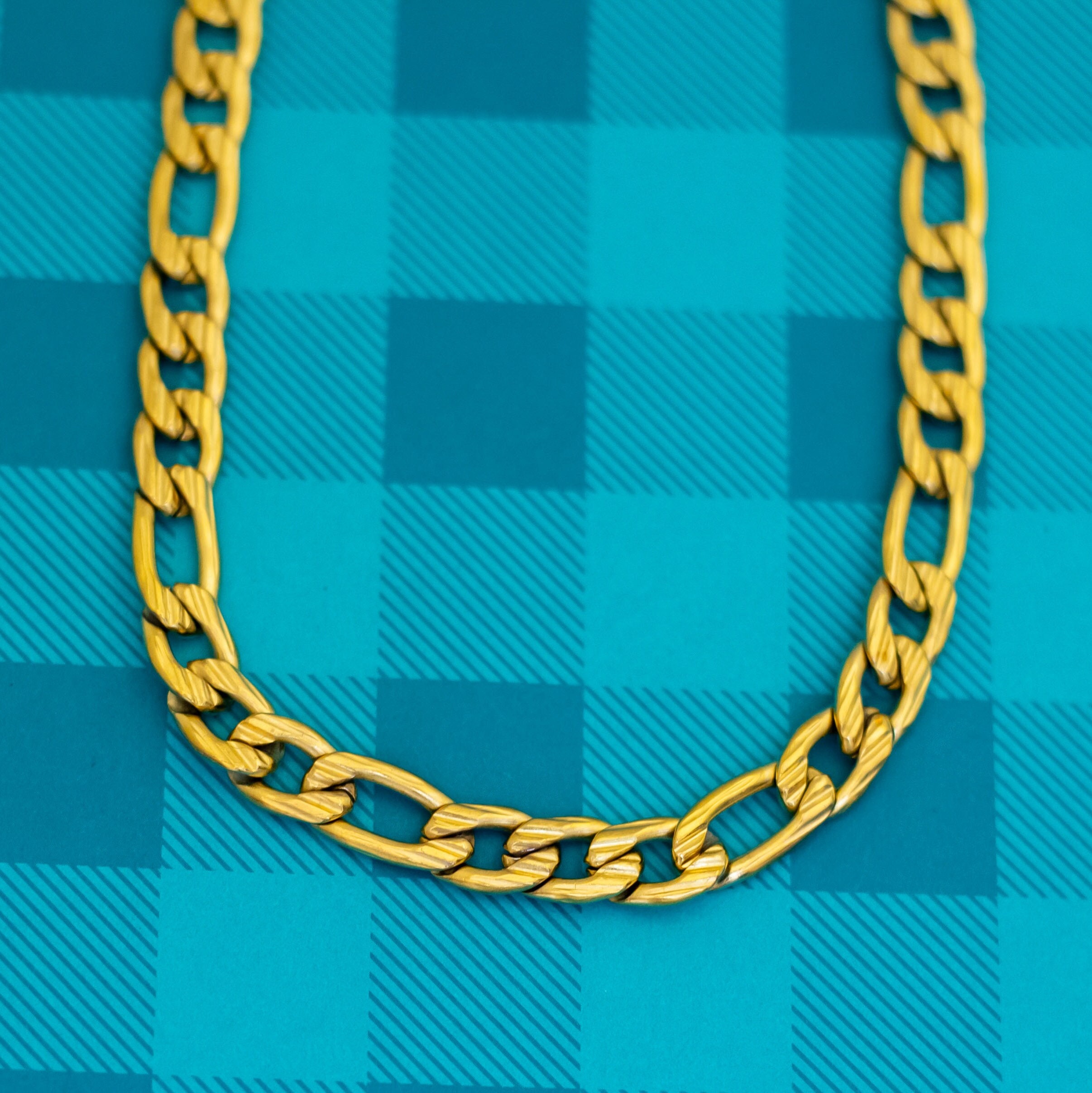 20 Inch, Vintage Curb Chain Links Gold Tone Stainless Steel Chain