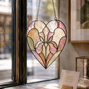 Art Nouveau Iris Heart. Stained Glass Pattern PDF, Printable Suncatcher Template, Digital Download Glass Cutting Pattern