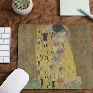Gustav Klimt&#39;s The Kiss. Mouse pad. Office decor. Art gift. The Kiss Mousepad. Art. Home. Artwork. Stationary.. The Kiss. Klimt.