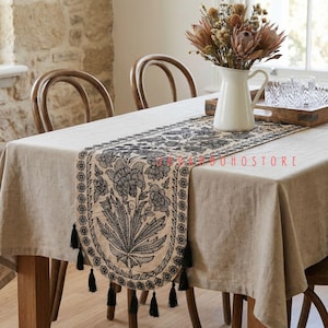 Runner da tavolo nero lussuoso ricamato con nappe, decorazione da tavolo indiana, elegante centrotavola per sala da pranzo