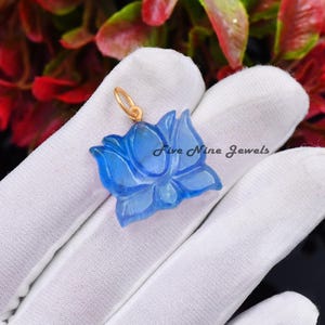 14K ゴールドの蓮の彫刻の花のペンダント、ゴールドの手彫りのデザイナーの花、14K ゴールドの手作りの蓮の花のペンダント、すべての宝石の花のペンダント
