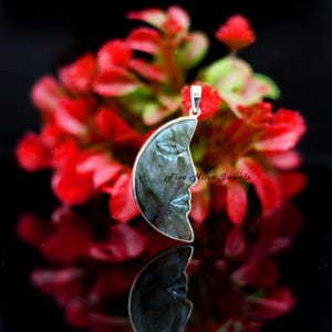 925 Silver Labradorite Carved Moon Face Pendant, Moon Face Pendant, Gemstone Moon, Designer Moon Face Pendant, Carving Moon Face Jewelry