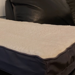 Orthopedic dog bed