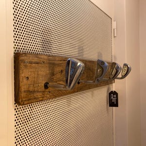 Golf Gift for Him – Wall Coat Rack Made from Recycled Golf Clubs – Father’s Day, Husband or Birthday Gift Idea - VGC