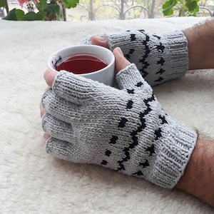 Personalized Hand-Knitted Organic Cotton Fingerless Gloves: Light Gray Texting Mittens
