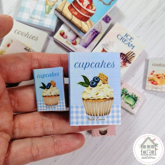 40 Printable miniature books covers, dollhouse