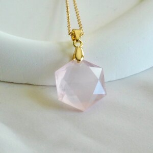 Dainty  AAAAA rose quartz star pendent necklace/925 sterling silver/stainless steel/14k gold filled/crystal healing/star charm/birthstone