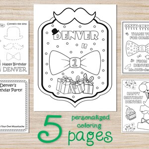 Op de afbeelding: Vijf zwart-witte kleurplaten met een jongen genaamd Denver die zijn eerste verjaardag viert. De pagina's bevatten een verbind-de-stippen-activiteit, een ontwerp-je-eigen-snor-activiteit en een verjaardagskaart met de tekst "Happy Birthday Denver".