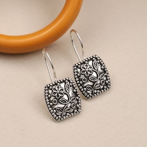 Silver Boho Flower Earrings,Silver Women Filigree Flower Earrings,Women Artisian Earrings,Silver Textured Earrings,Birthday Gift For Her