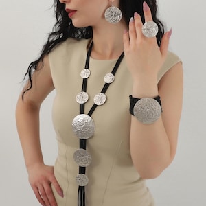 Boho Lange Halskette für Frauen, große Statement Halskette, Silber Boho Style Schmuck, Geschenk für sie, Boho Schmuck-Set, große Anhänger Halskette