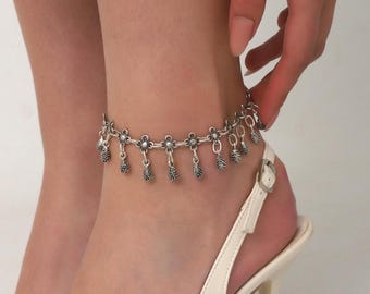 Silver Pineapple Dangle Anklet,Tropical Charm Ankle Bracelet,Boho Summer Women Jewelry