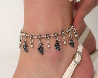 Dainty Leaf Charm Anklet,Silver Boho Beach Bracelet,Nature Inspired Foot Jewelry