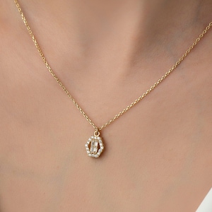 14K Gold Baguette Stone Hegzagonal Necklace, Zircon Stone Necklace, Hegzagonal Shaped Pendant, Cute Necklace for Mom, Delicate Gift for Her