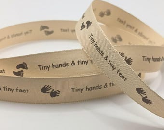 Berisfords Baby Ribbon: 15mm Taffeta with Tiny Hands & Feet - Cream
