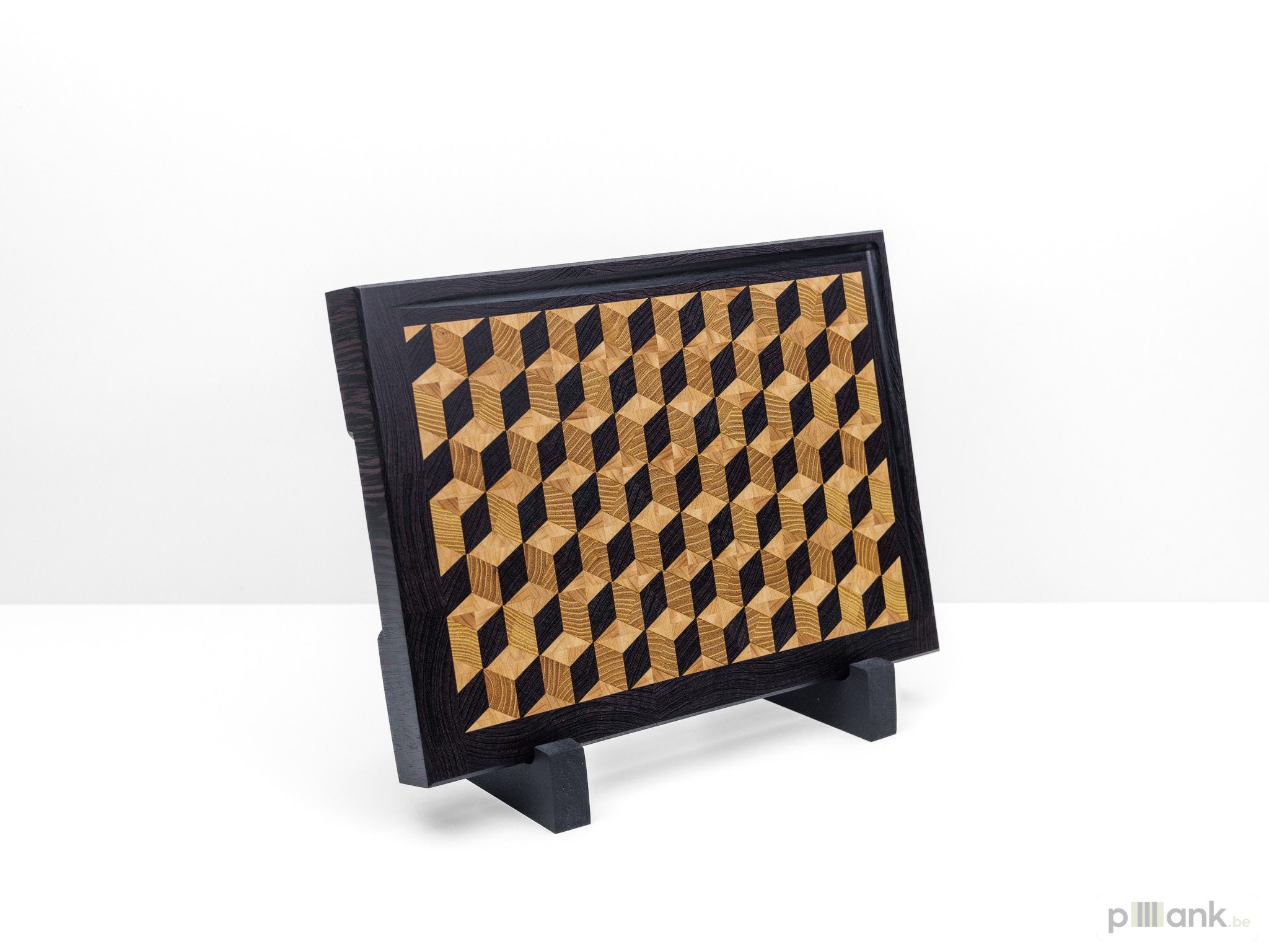 Extraordinary 3d Cube Endgrain Cutting Board With Highend Wood