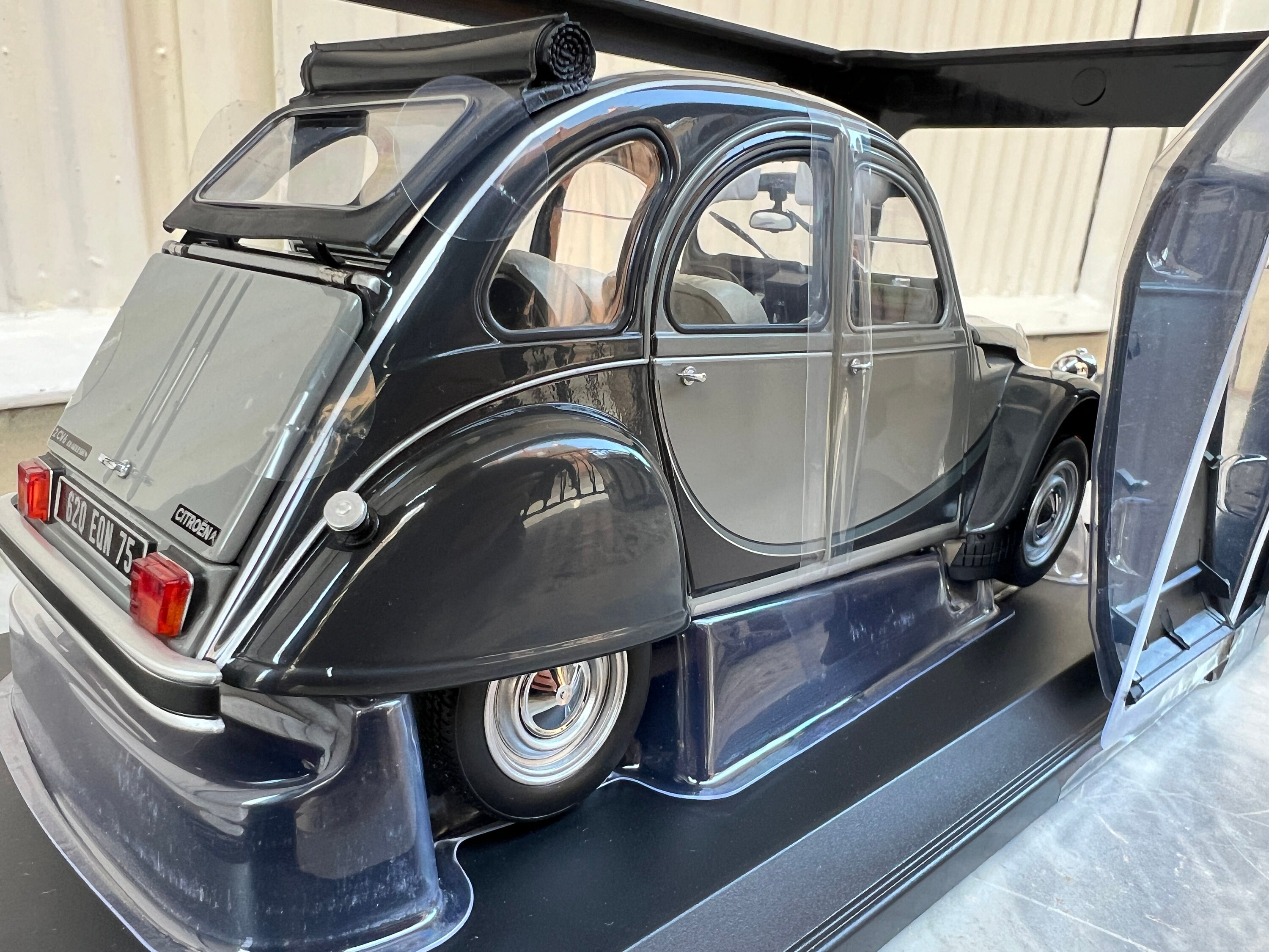 シトロエン 2CV6 CHARLESTON ミニカー Citroen 2CV 