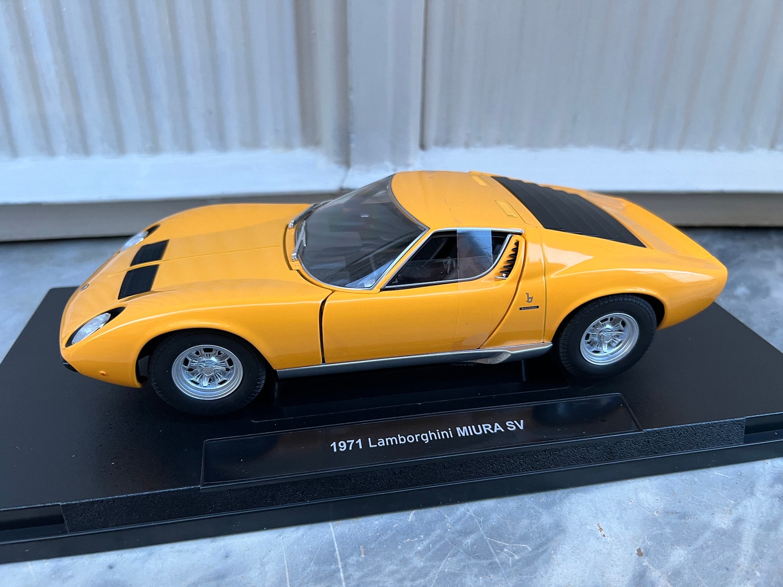 Lamborghini Miura SV 1971 1/43 - Modèle Die-cast Métal IXO, Neuf En Boîte