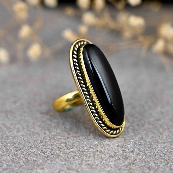 Anello di ossidiana nera Anello di pietra preziosa di ossidiana nera naturale fatta a mano Anello d oro Anelli di dichiarazione Anello Boho Anello di pietra nera per regalo per lei Etsy