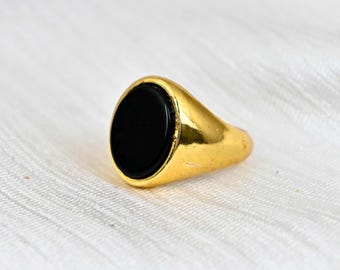 Vergulde messing onyx zegelring - dikke damessieraden
