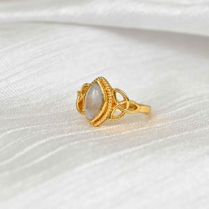 Moonstone Ring,Handmade Ring,Unique Ring,Boho Ring,Deco Ring,Anniversary Ring,Wedding Ring,Vintage Ring,Gift Ring,Gift For Her