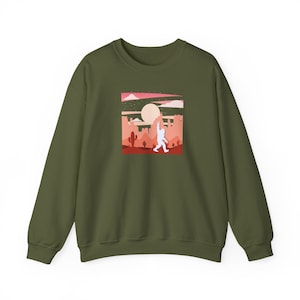 Desert Big Foot- Unisex Heavy Blend™ Crewneck Sweatshirt
