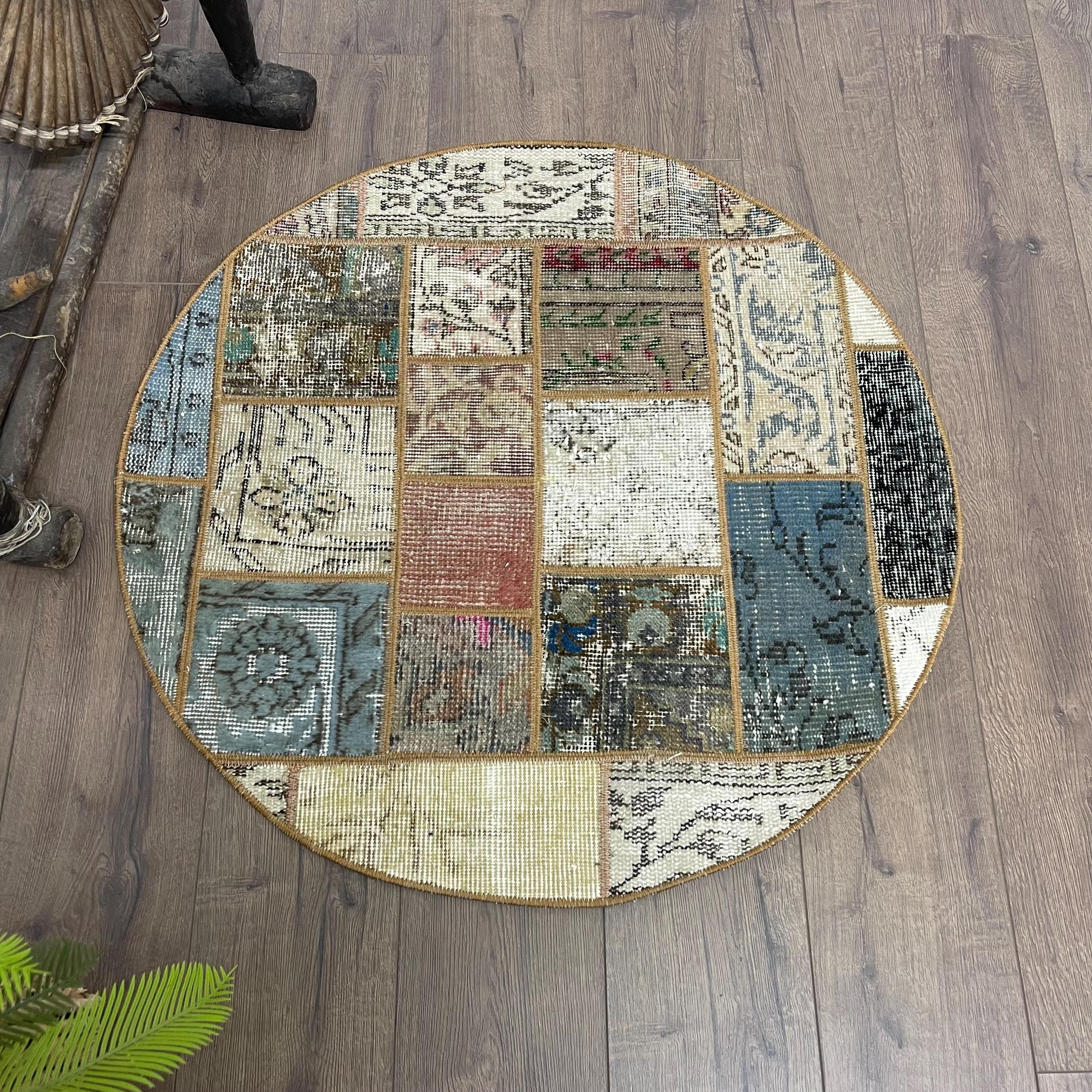ヴィンテージ トルコ製ラウンドラグ、パッチワークデザイン、マルチ