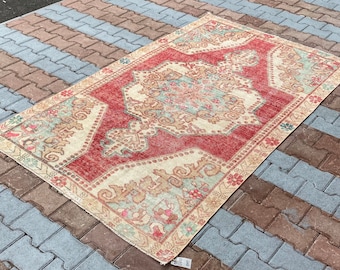 Piccolo tappeto turco vintage, tappeto floreale rosso