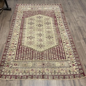 Vintage Rug, 4x7 Area Rugs, Turkish Rug, Decorative Oushak Rug, Rugs For Salon, 4.1x6.6 ft Purple Rug, Ivory Flatweave Area Rug, Antique Rug