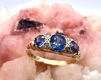 Original 18th century Edwardian sapphire diamond ring 750 yellow gold 18K. Chester