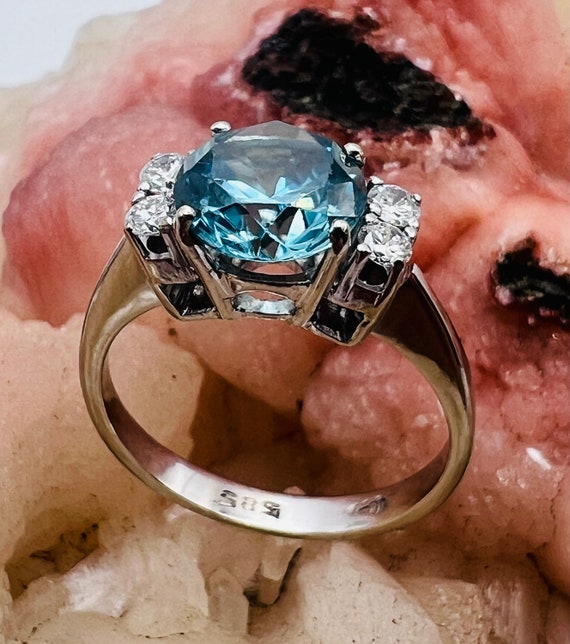 Ästhetik Ratanakiri-Zircon & Diamant Solitär Ring 