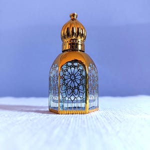 Sacred Perfume / Middle East / Wellness / Organic Essential Oils / Mood Booster / Ancient Recipes