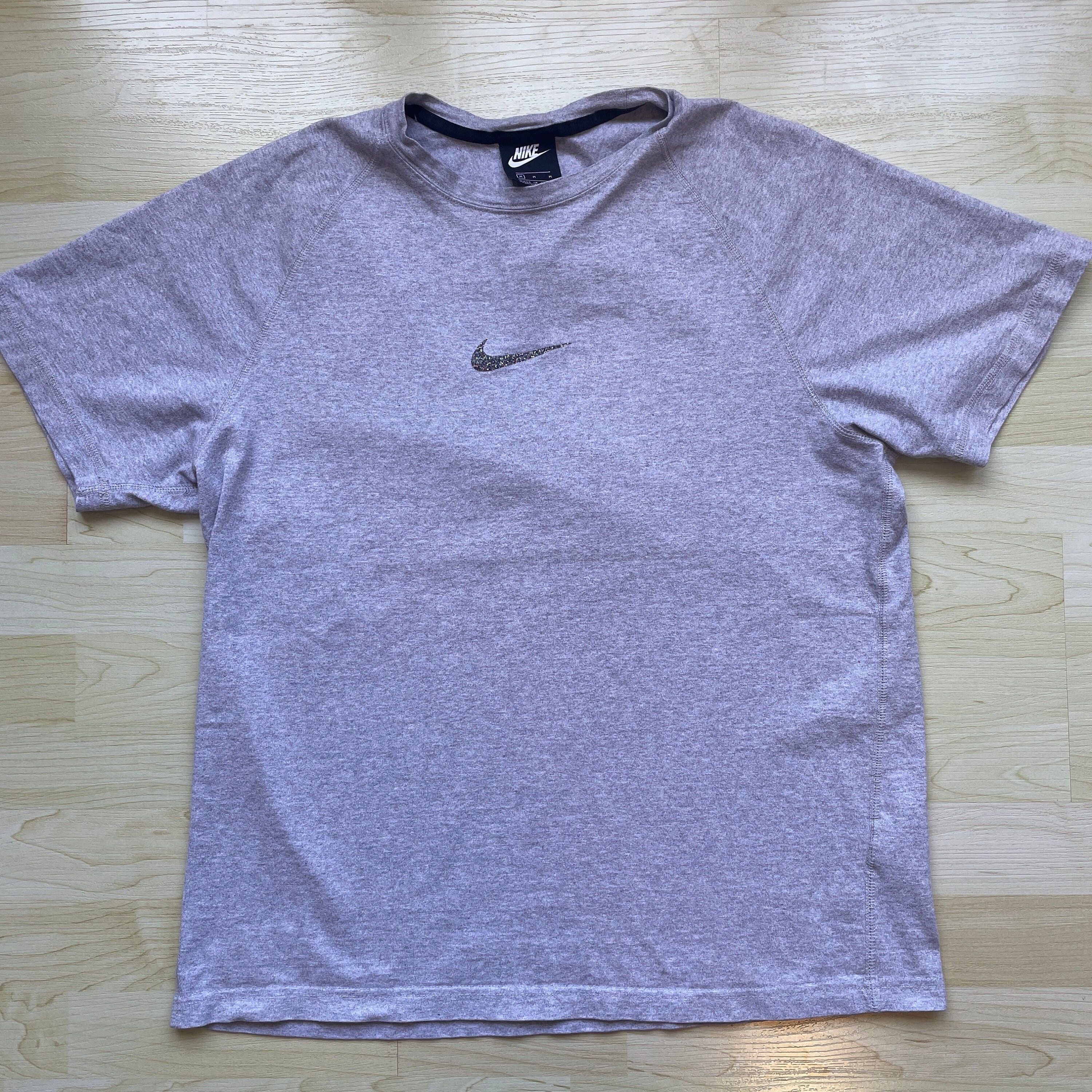 Nike t shop shirt retro