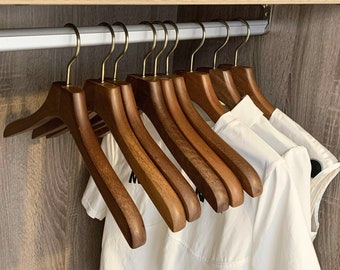 Handcrafted Olive Wood Coat Hanger , Solid Wood Non-Slip Traceless Hanger for Wardrobe, Wooden Hanger with Bar