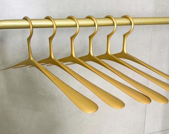 Elegant Swan Neck Shape Aluminum Alloy Clothes Hanger with with Small Rounded Shoulders, Lightweight Hanger for Closet Wardrobe Organization