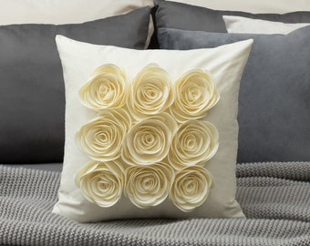 3D Rose Flower Throw Pillows Cover/Decorative Accent Pillows for Couch Bed Home Decor Livingroom