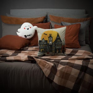 Funda de almohada personalizada de 18 x 18 pulgadas, regalo de decoración de Halloween, fundas de almohada únicas, decoración del hogar, regalo de inauguración de la casa para cama, sofá, dormitorio de granja