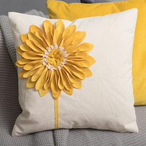 Sunflower 18x18 Throw Pillow Cover Aesthetic Decorative Flower Accent Pillowcase Cute Cushion Covers for Couch Sofa Bedroom Home Decor Gifts