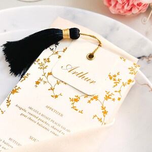 Menú de boda floral - Menú dorado y blanco, Menú de boda personalizado, Menú de papel, Recuerdo de boda