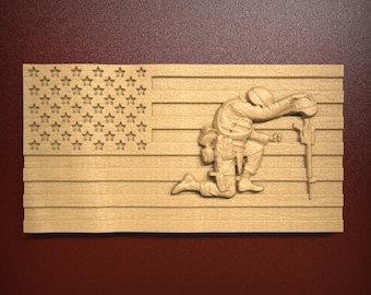 Fichier STL commémoratif en relief 3D détaillé du drapeau américain, soldat patriotique, pour la sculpture sur routeur CNC ou l'impression 3D en résine