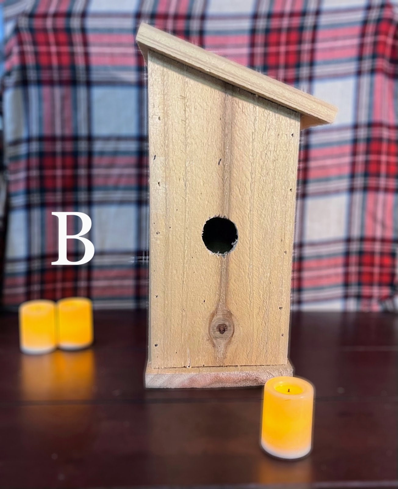 Cedar Birdhouses/nesting Boxes for Wrens, Finches, Bluebirds