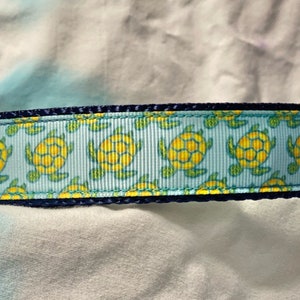 SEA TURTLES, whats not to love, pet collars. green